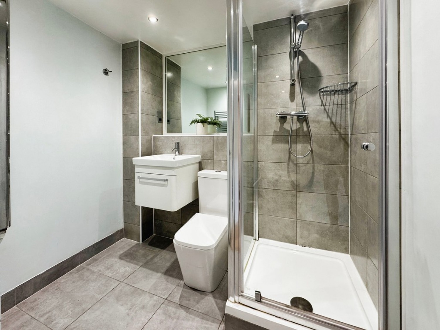 Whitehall Waterfront, 2 Riverside Way