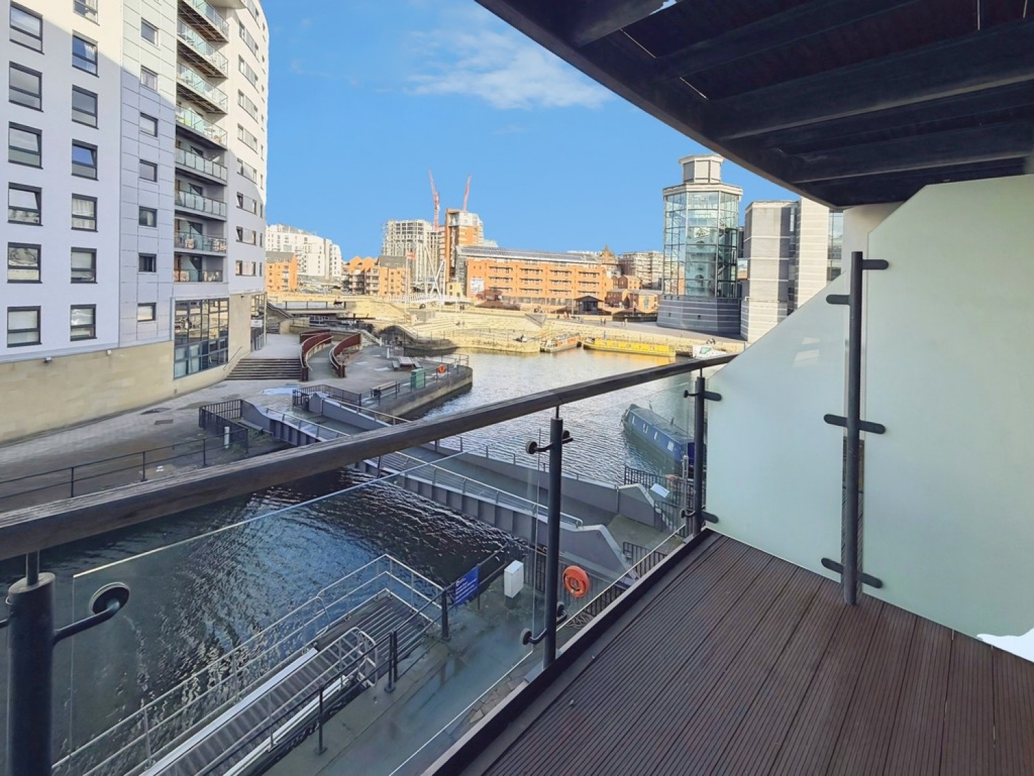 2 bedroom Flat for Sale Mackenzie House, Chadwick Street