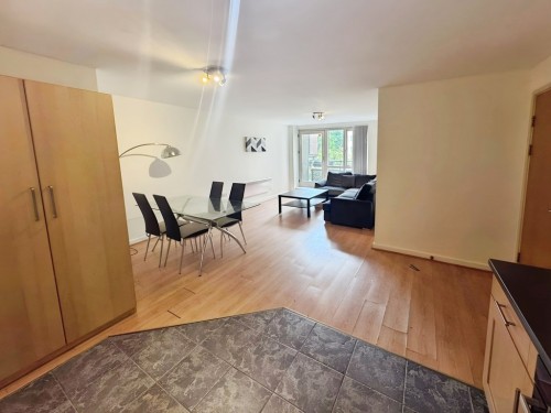 Aspect 14, Elmwood Lane