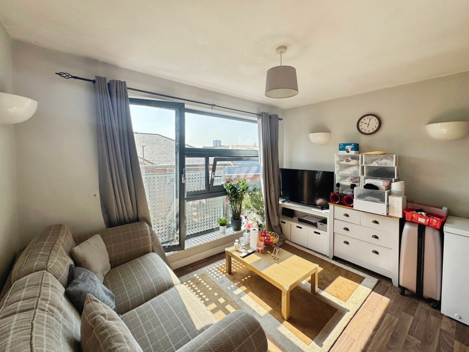 The Point, 3 Whitehall Place