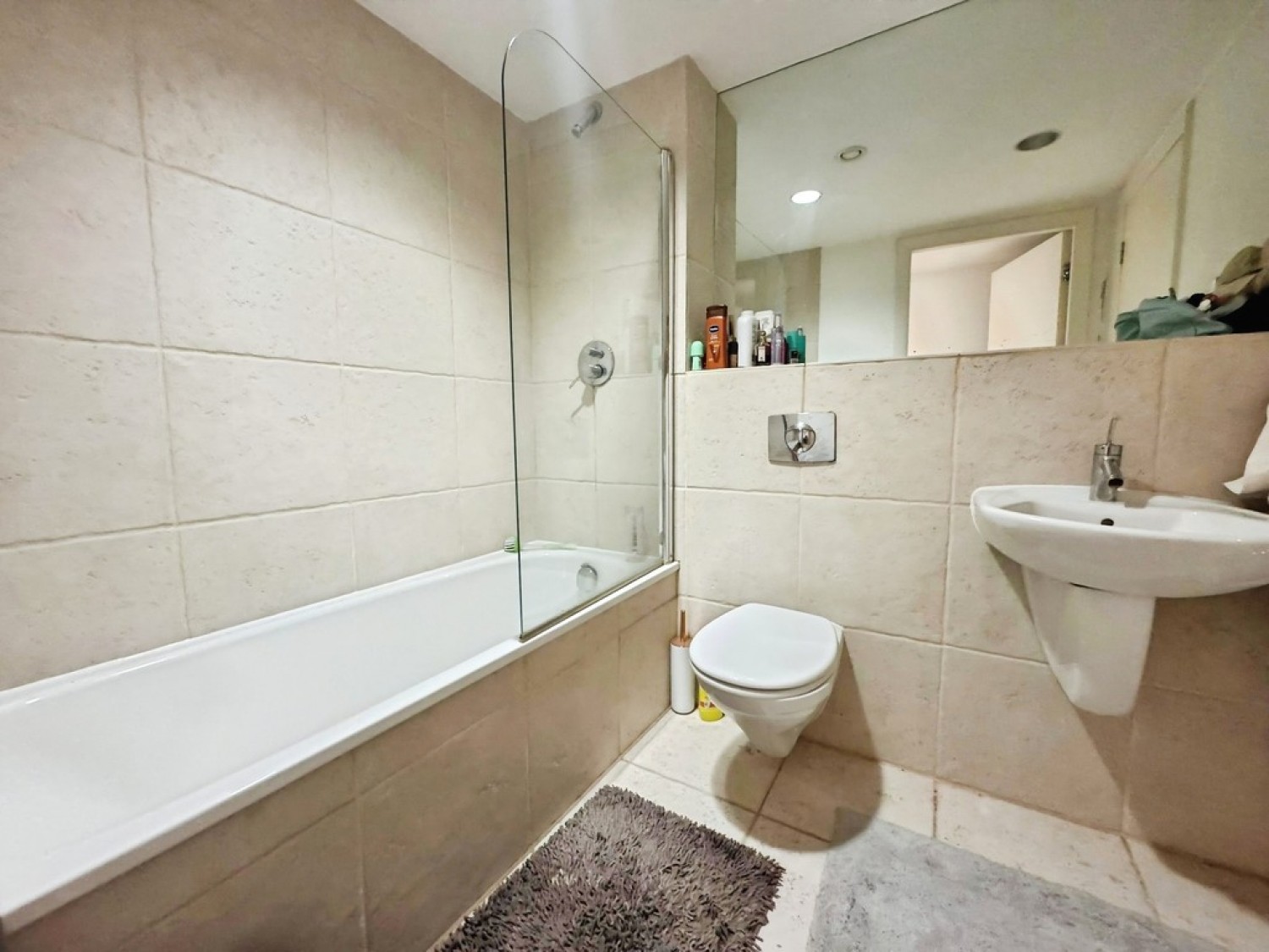 2 bedroom Flat for Sale West Point, Wellington Street