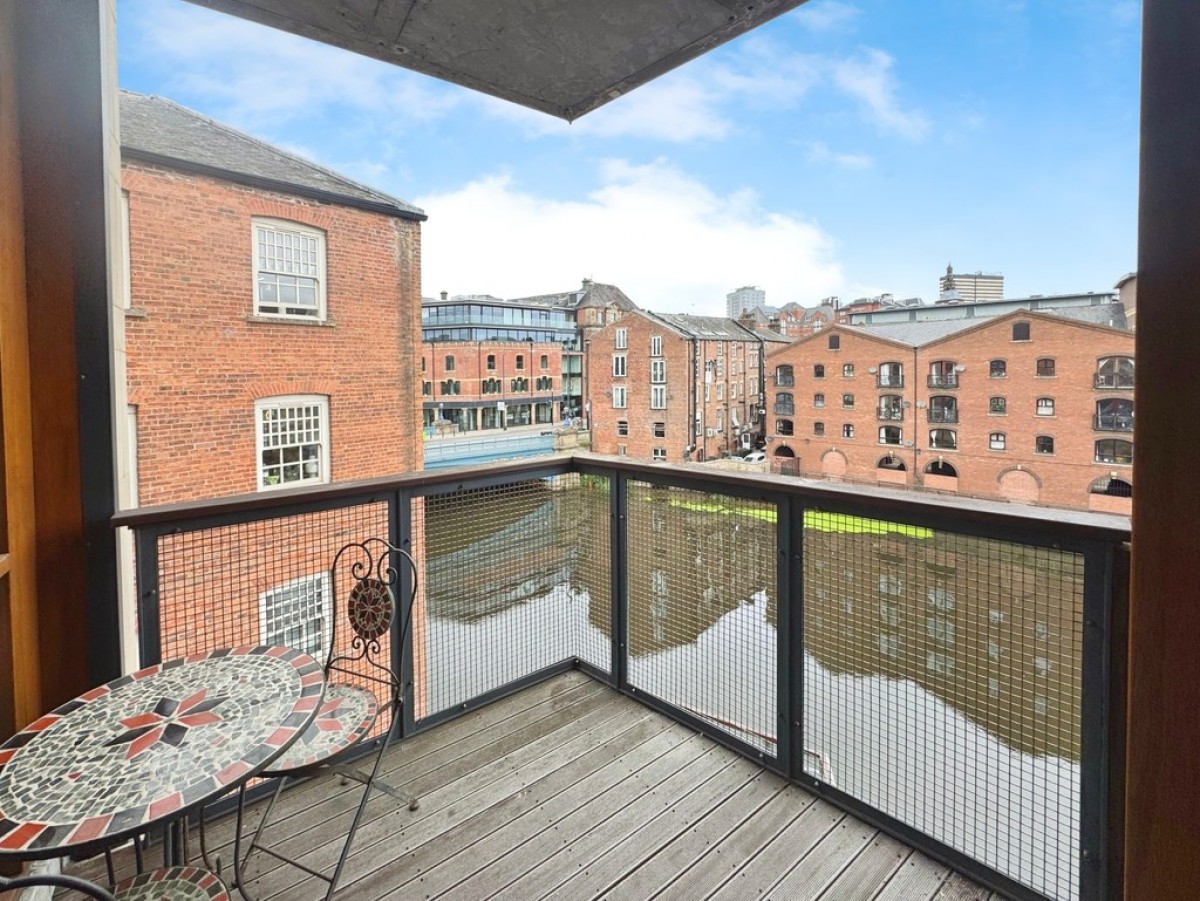 No.1 Dock Street