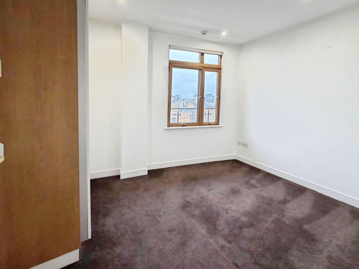 Penthouse at Magellan House, Armouries Way