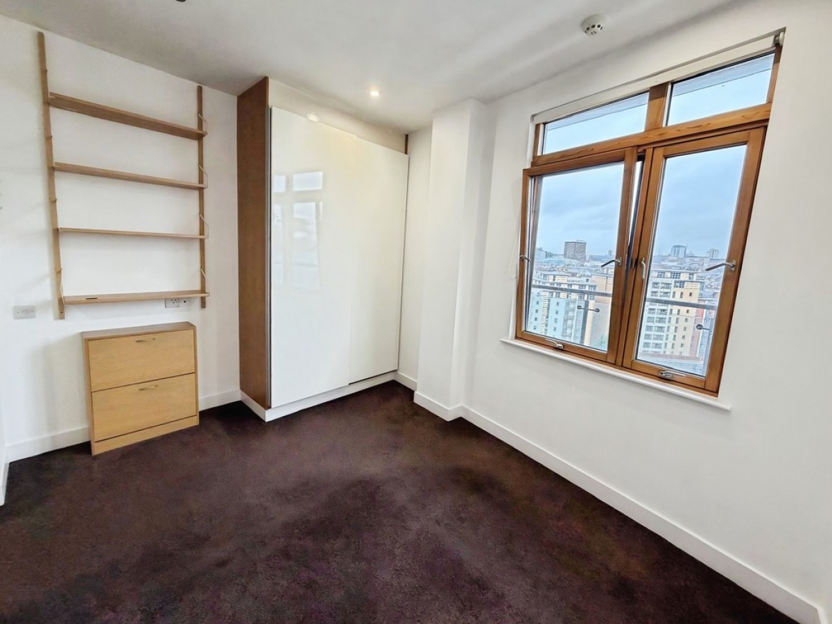 Penthouse at Magellan House, Armouries Way