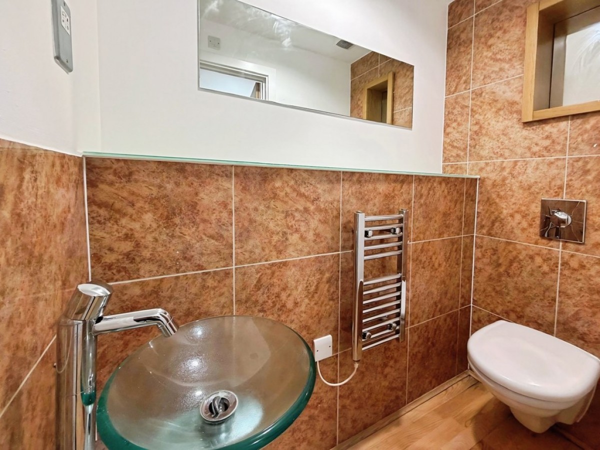 Penthouse at Magellan House, Armouries Way