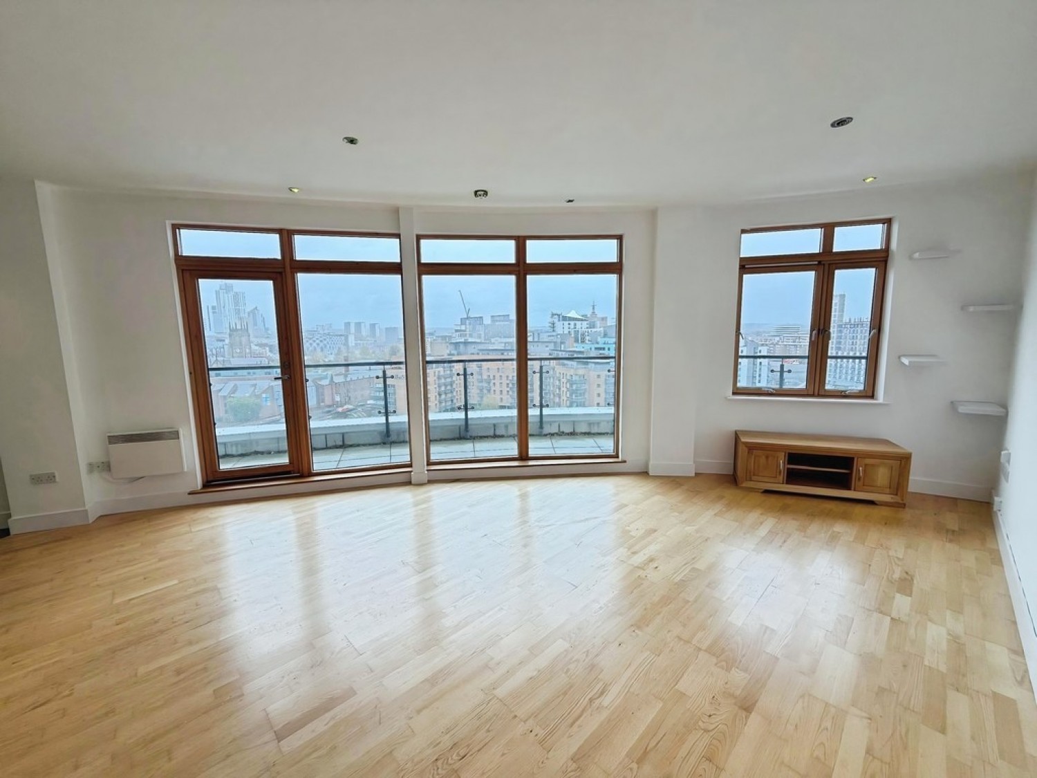 Penthouse at Magellan House, Armouries Way