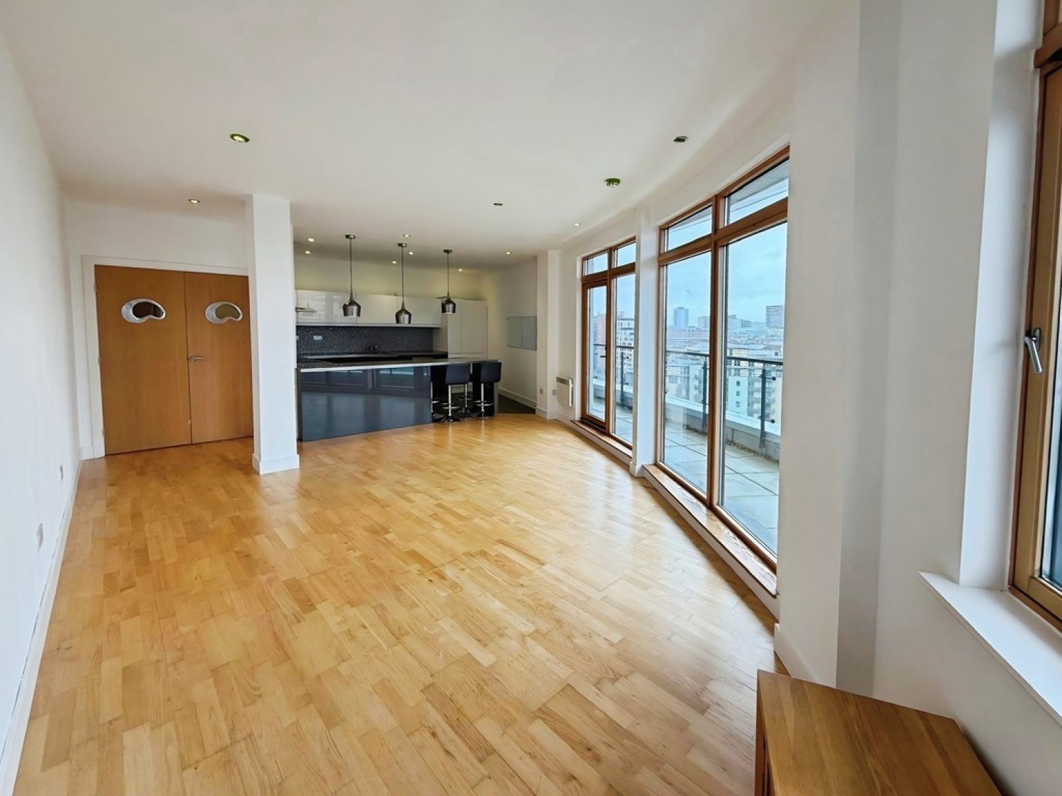 Penthouse at Magellan House, Armouries Way