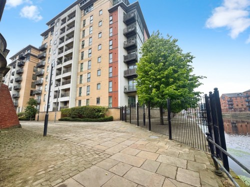 St James Quay, Brewery Wharf