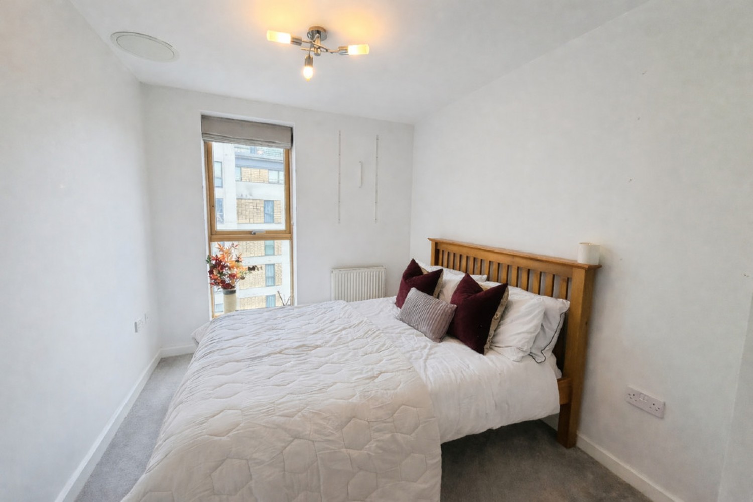 2 bedroom Flat for Sale Regents Quay, Brewery Wharf