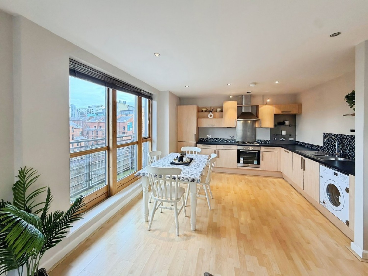 2 bedroom Flat for Sale Regents Quay, Brewery Wharf