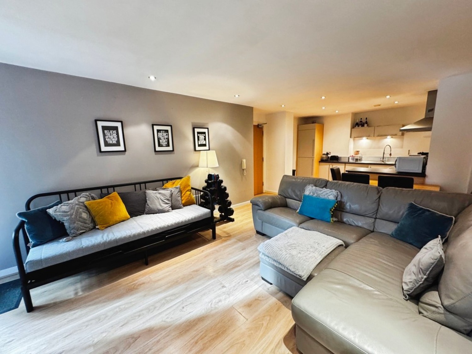 2 bedroom Flat for Sale Faroe, City Island