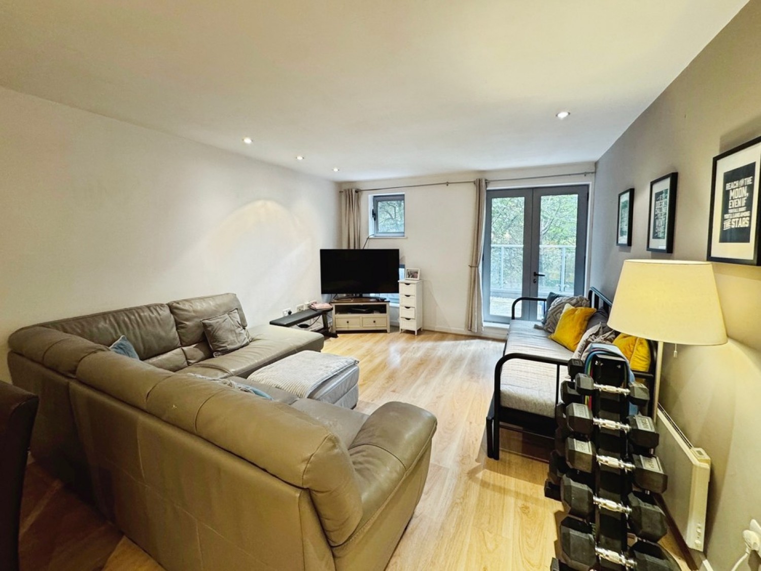 2 bedroom Flat for Sale Faroe, City Island