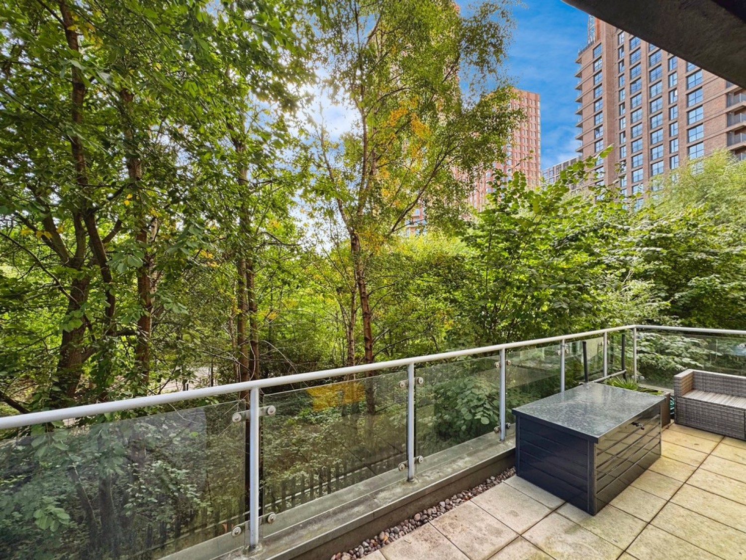 2 bedroom Flat for Sale Faroe, City Island