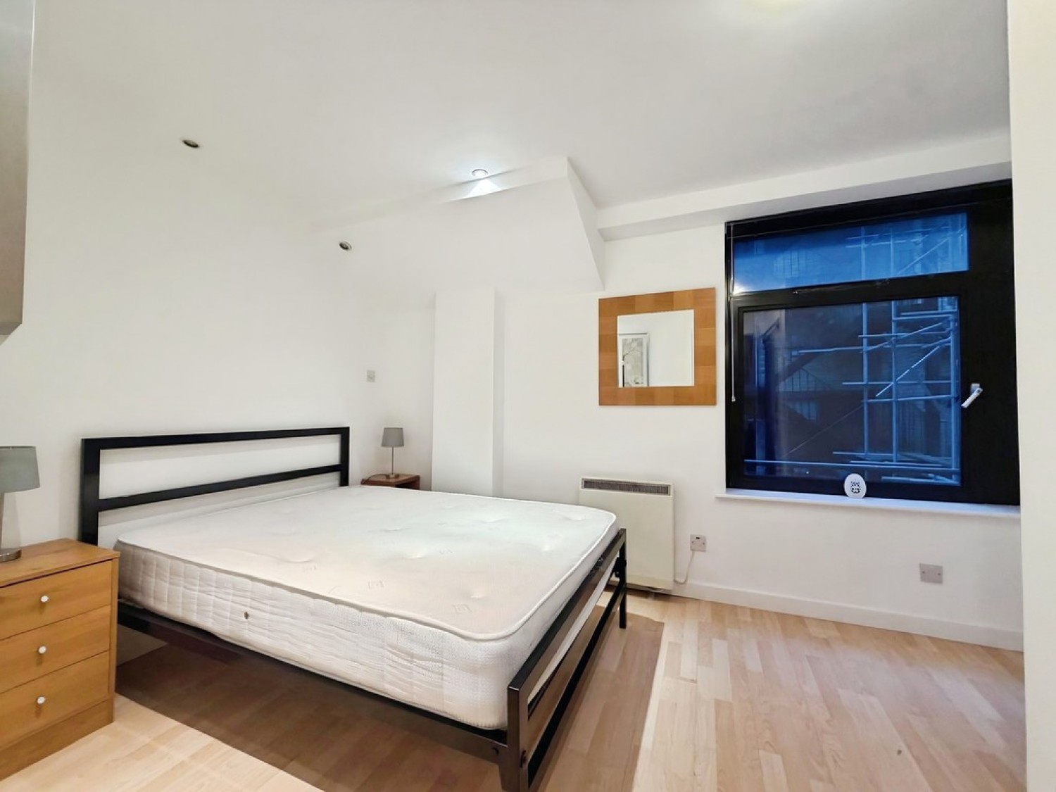 2 bedroom Flat for Sale Victoria House, The Headrow