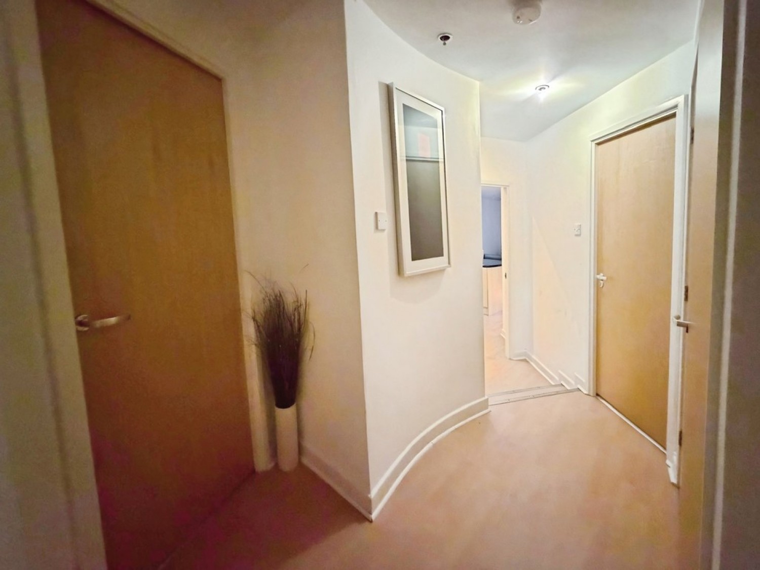 2 bedroom Flat for Sale Victoria House, The Headrow