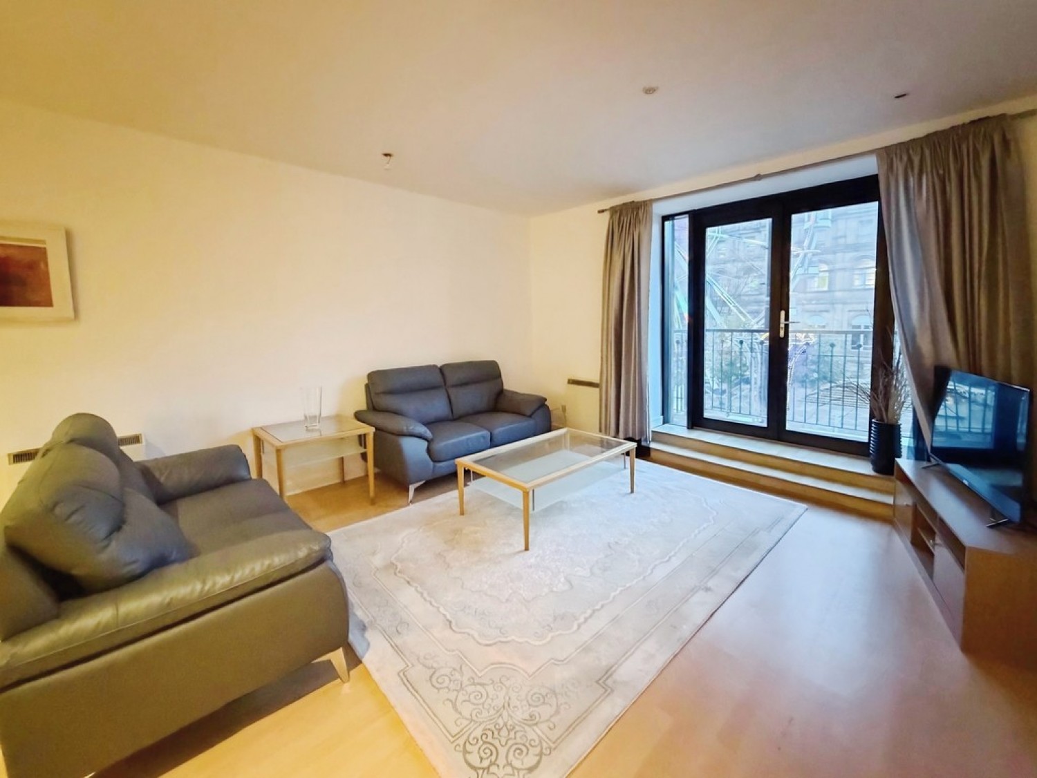 2 bedroom Flat for Sale Victoria House, The Headrow