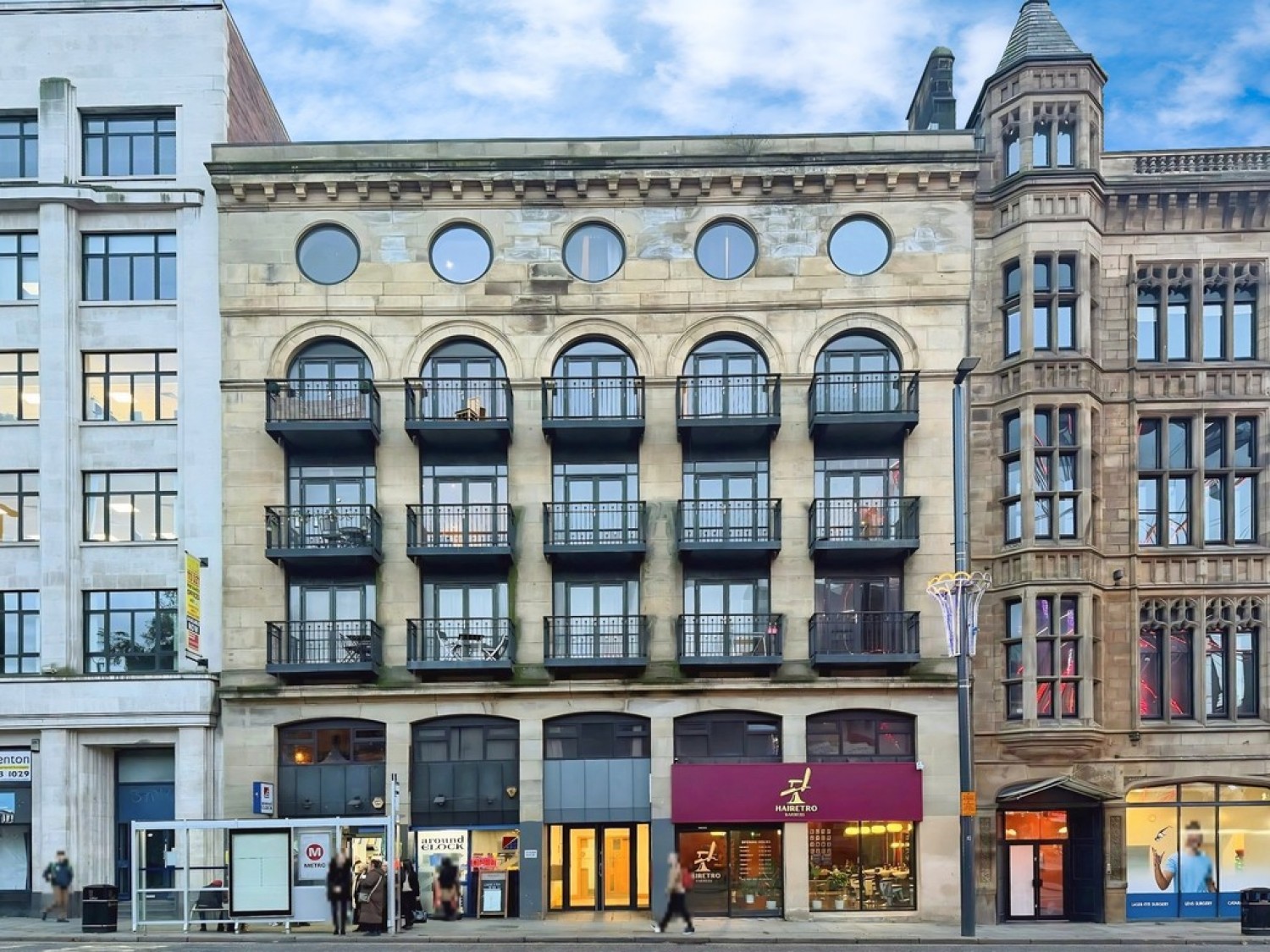 2 bedroom Flat for Sale Victoria House, The Headrow