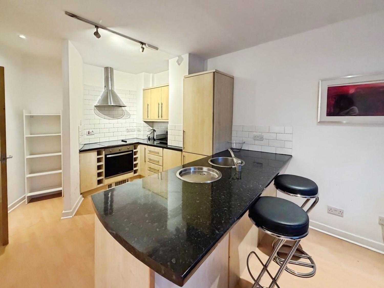 2 bedroom Flat for Sale Victoria House, The Headrow