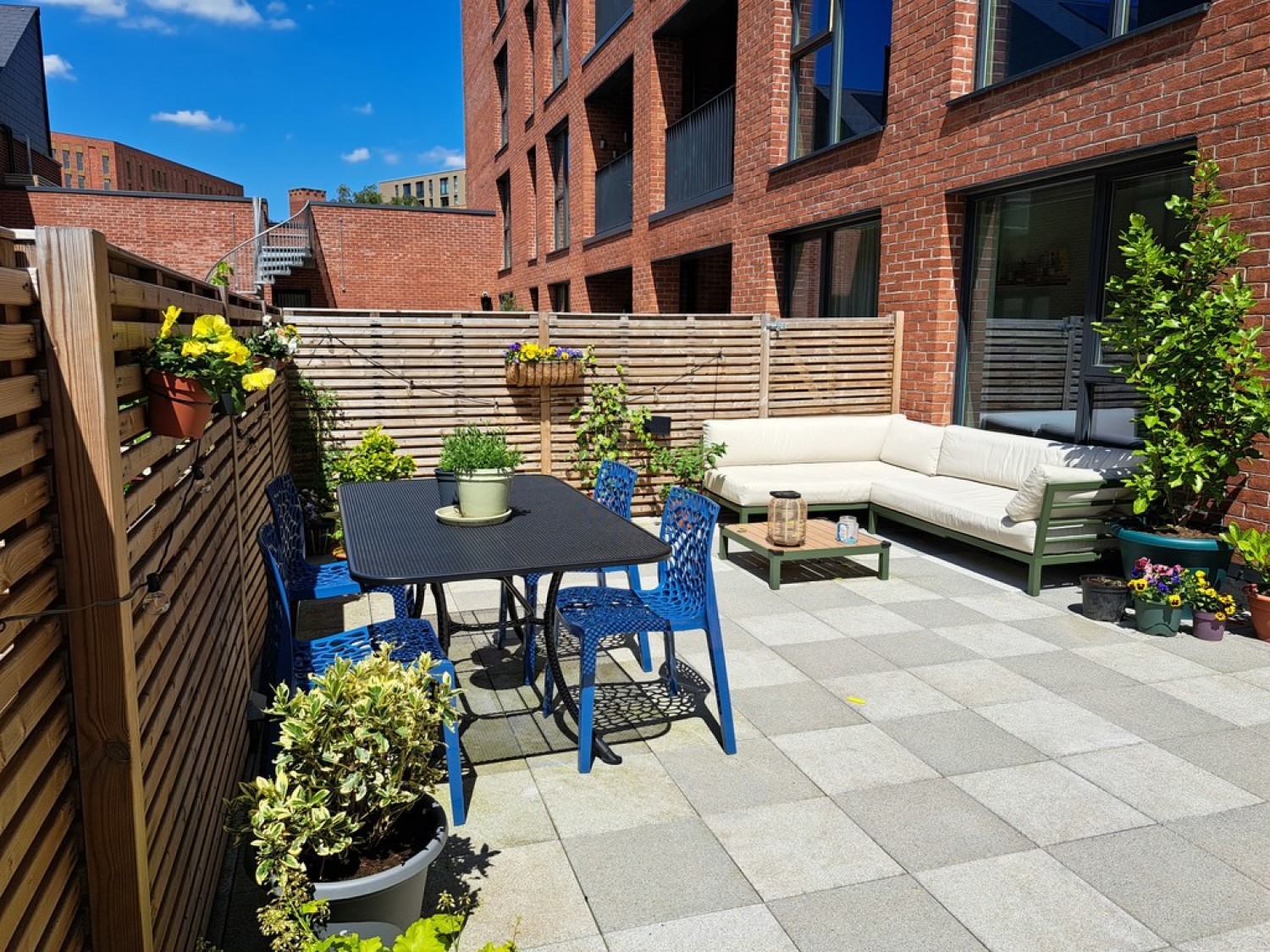 2 bedroom Flat for Sale Ironworks, David Street