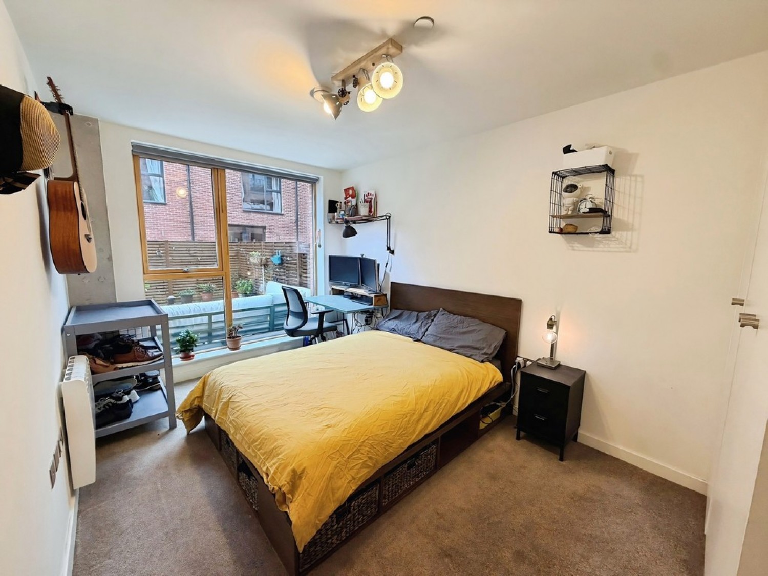 2 bedroom Flat for Sale Ironworks, David Street