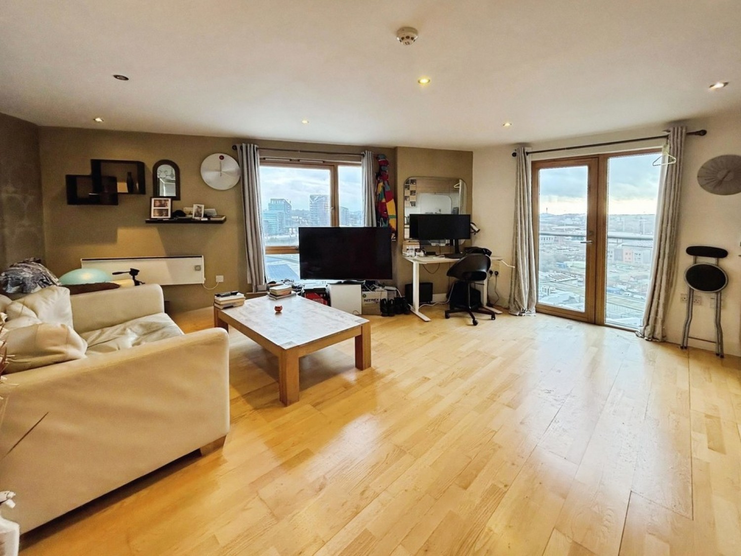 1 bedroom Flat for Sale McClintock House, The Boulevard
