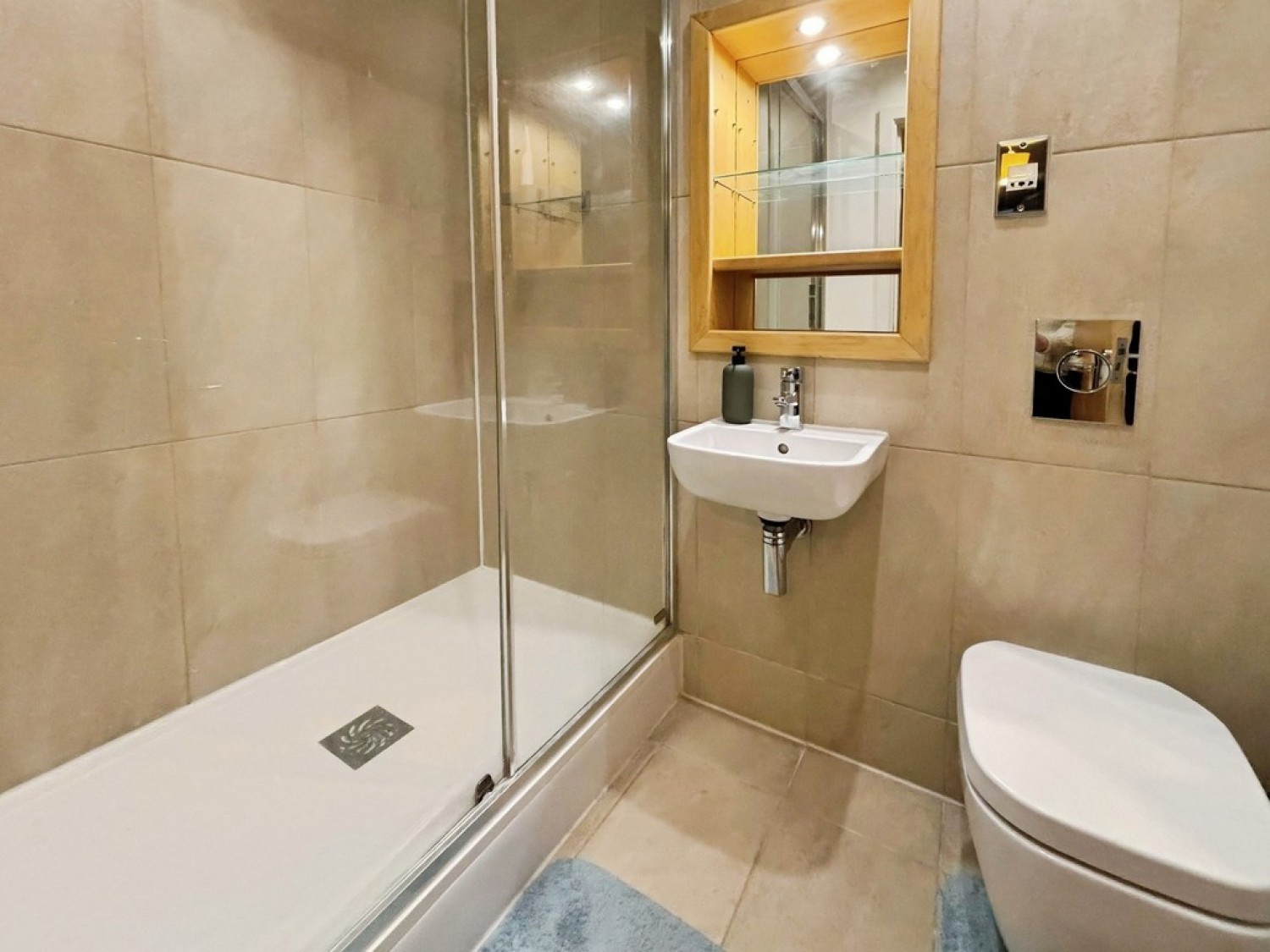 Regents Quay, Brewery Wharf