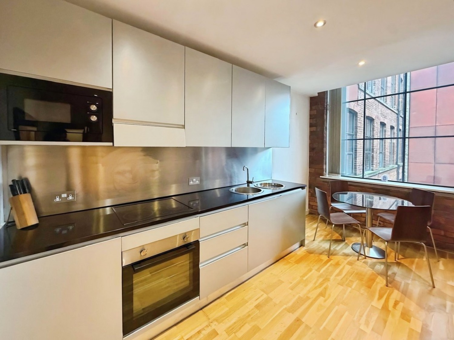 2 bedroom Flat for Sale Roberts Wharf, Neptune Street