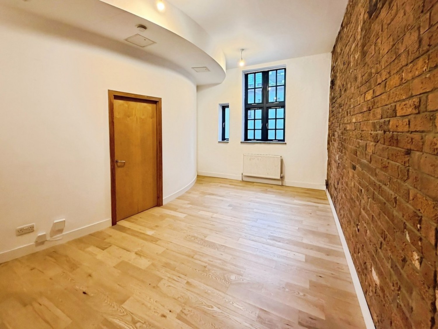 1 bedroom Flat for Sale Simpsons Fold East, 26 Dock Street
