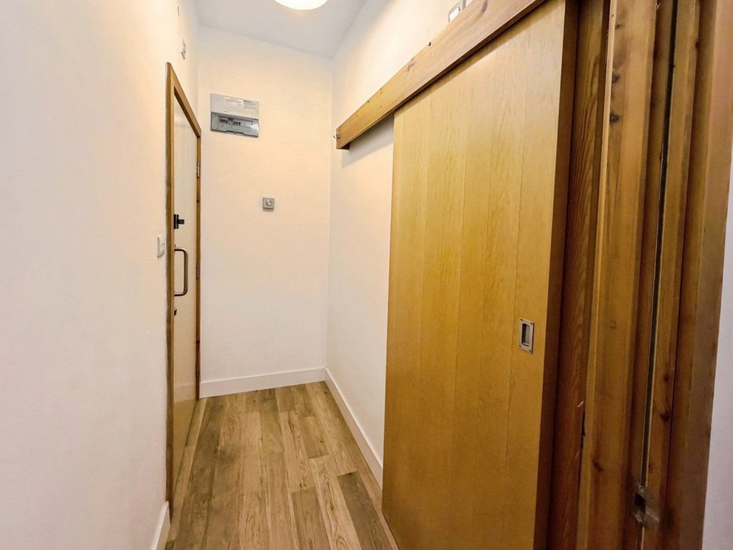 1 bedroom Flat for Sale Simpsons Fold East, 26 Dock Street