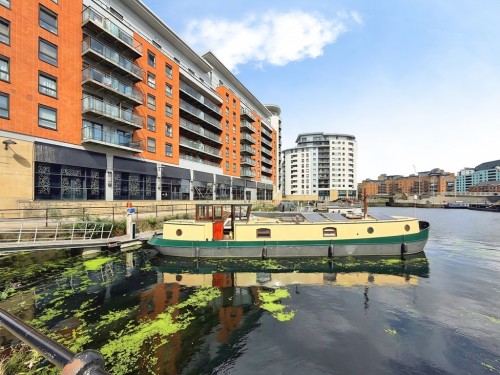 MacKenzie House, Leeds Dock