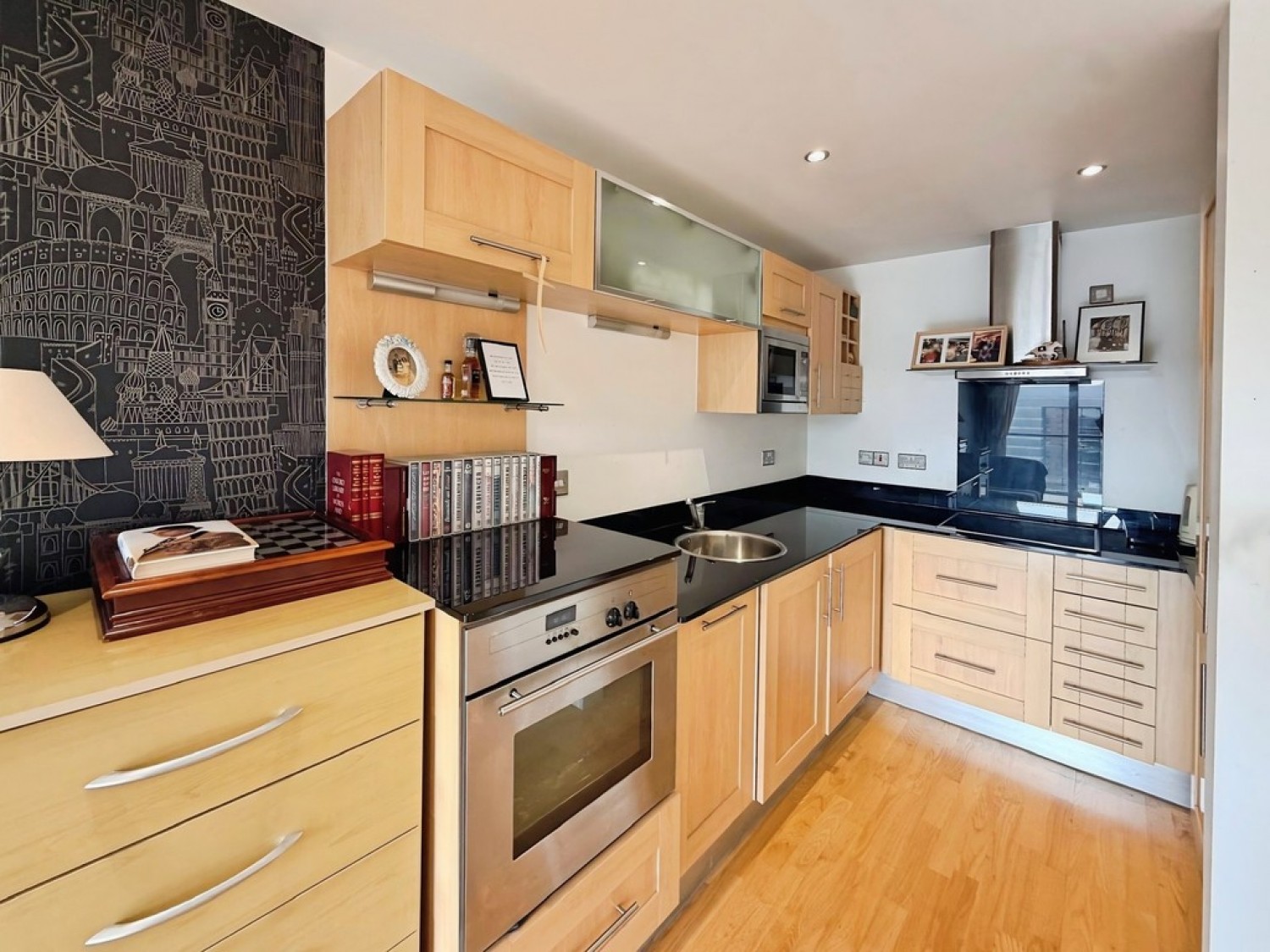 2 bedroom Flat for Sale MacKenzie House, Leeds Dock