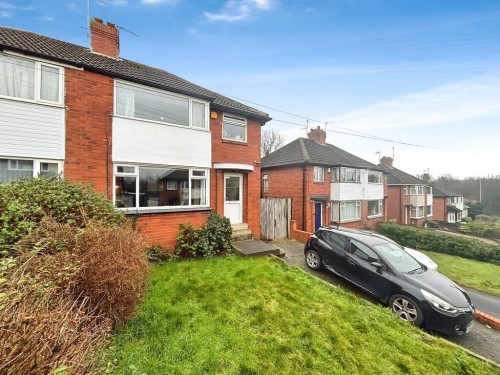 Birfed Crescent, Burley