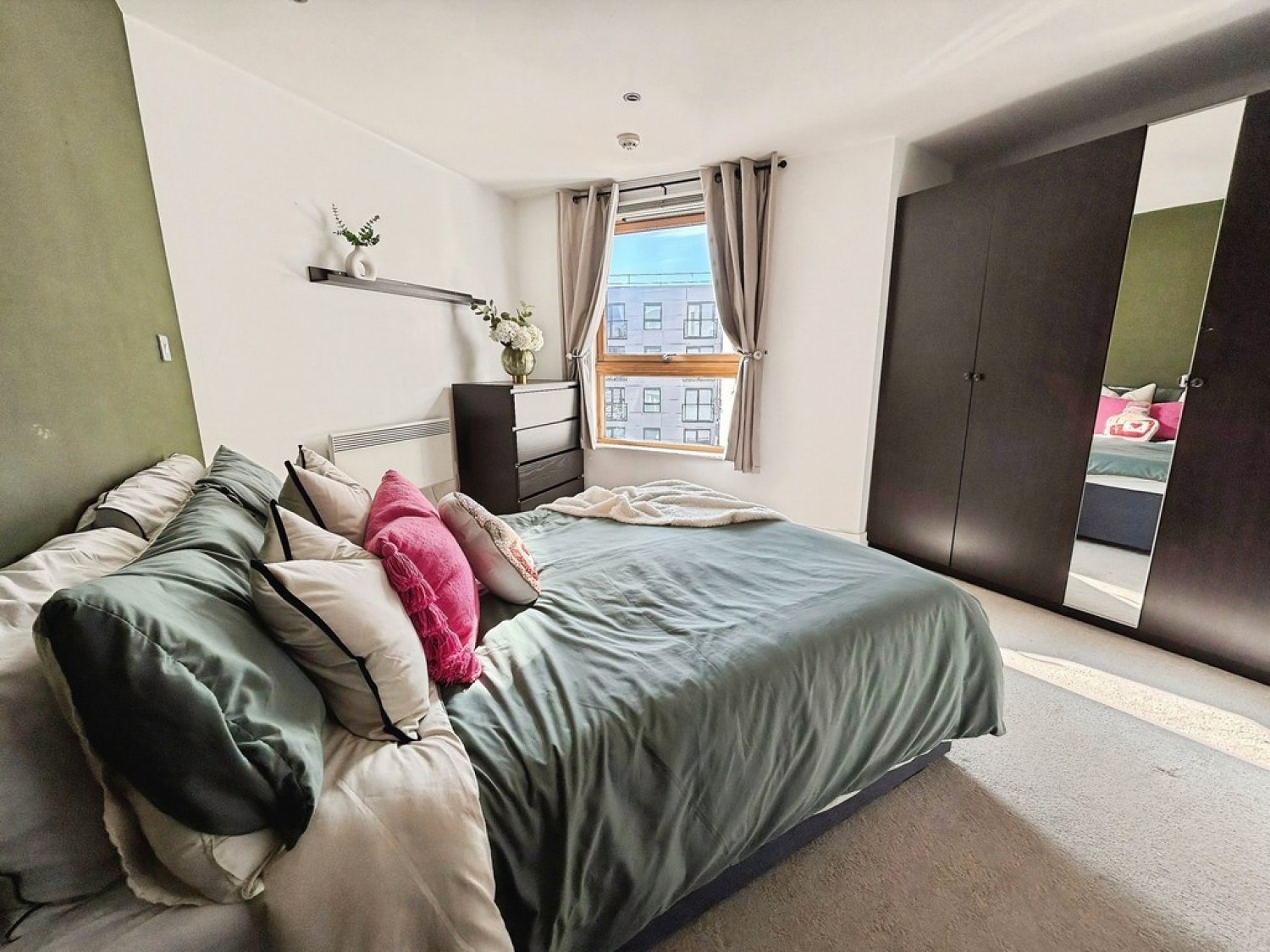 1 bedroom Flat for Sale Magellan House, Armouries Way