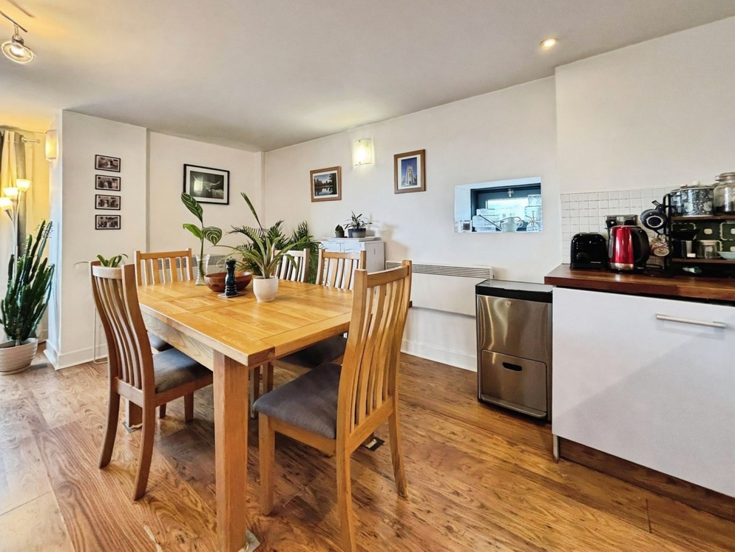 2 bedroom Flat for Sale Blue, 3 Little Neville Street