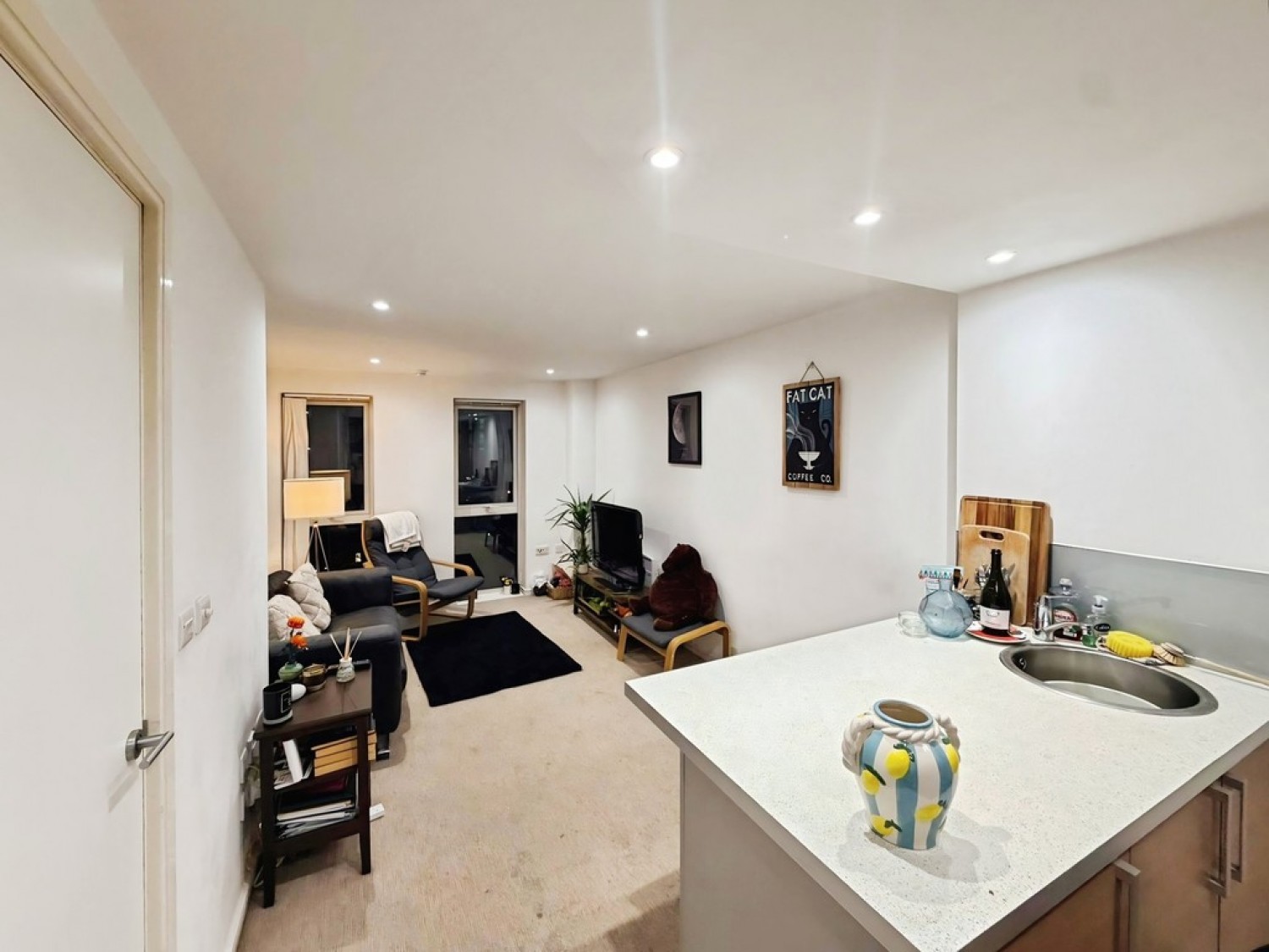 1 bedroom Flat in Trinity One, Neptune Street