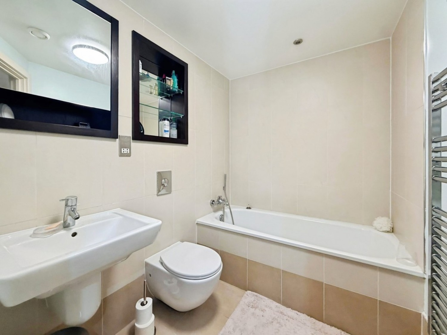 2 bedroom Flat for Sale McClure House, The Boulevard