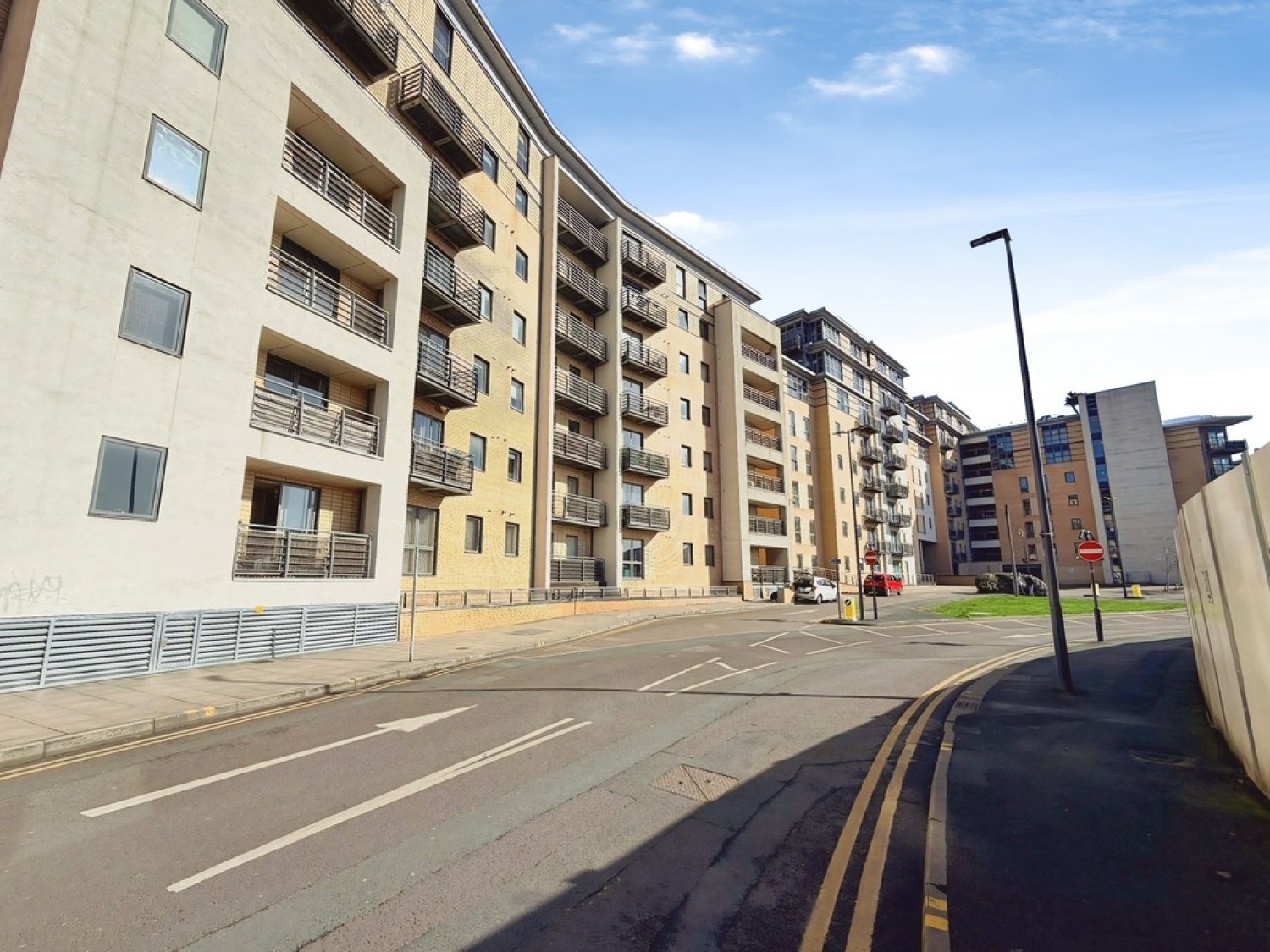 1 bedroom Flat for Sale Cromwell Court, Brewery Wharf
