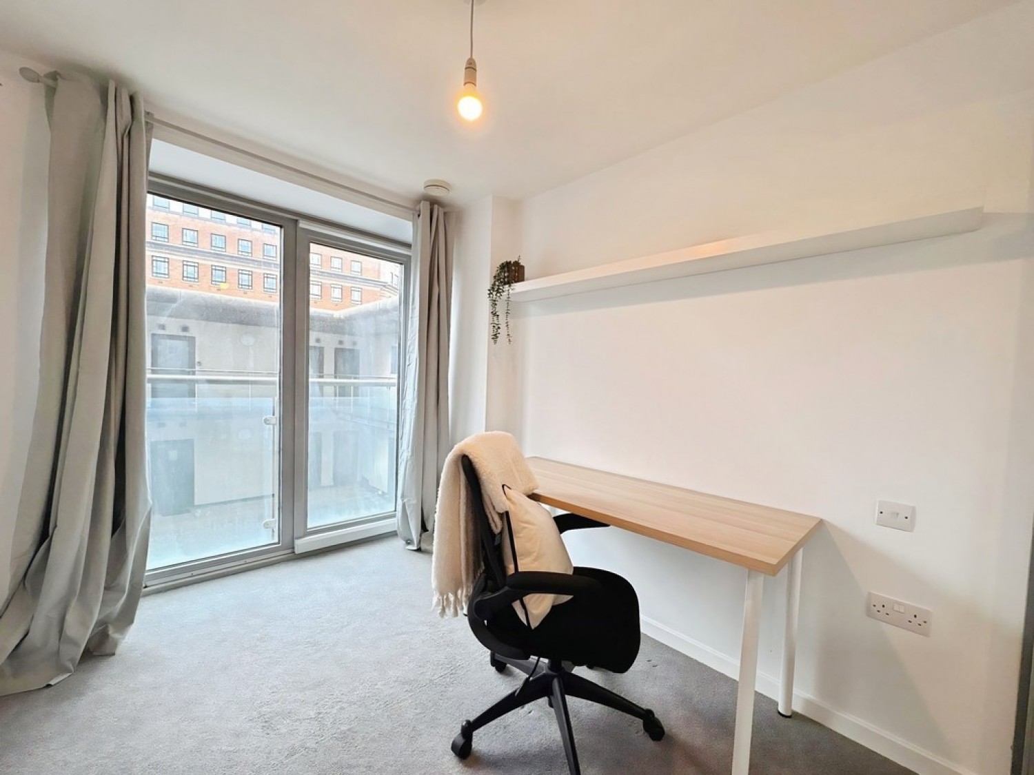 2 bedroom Flat for Letting The Basilica, 2 King Charles Street, Leeds