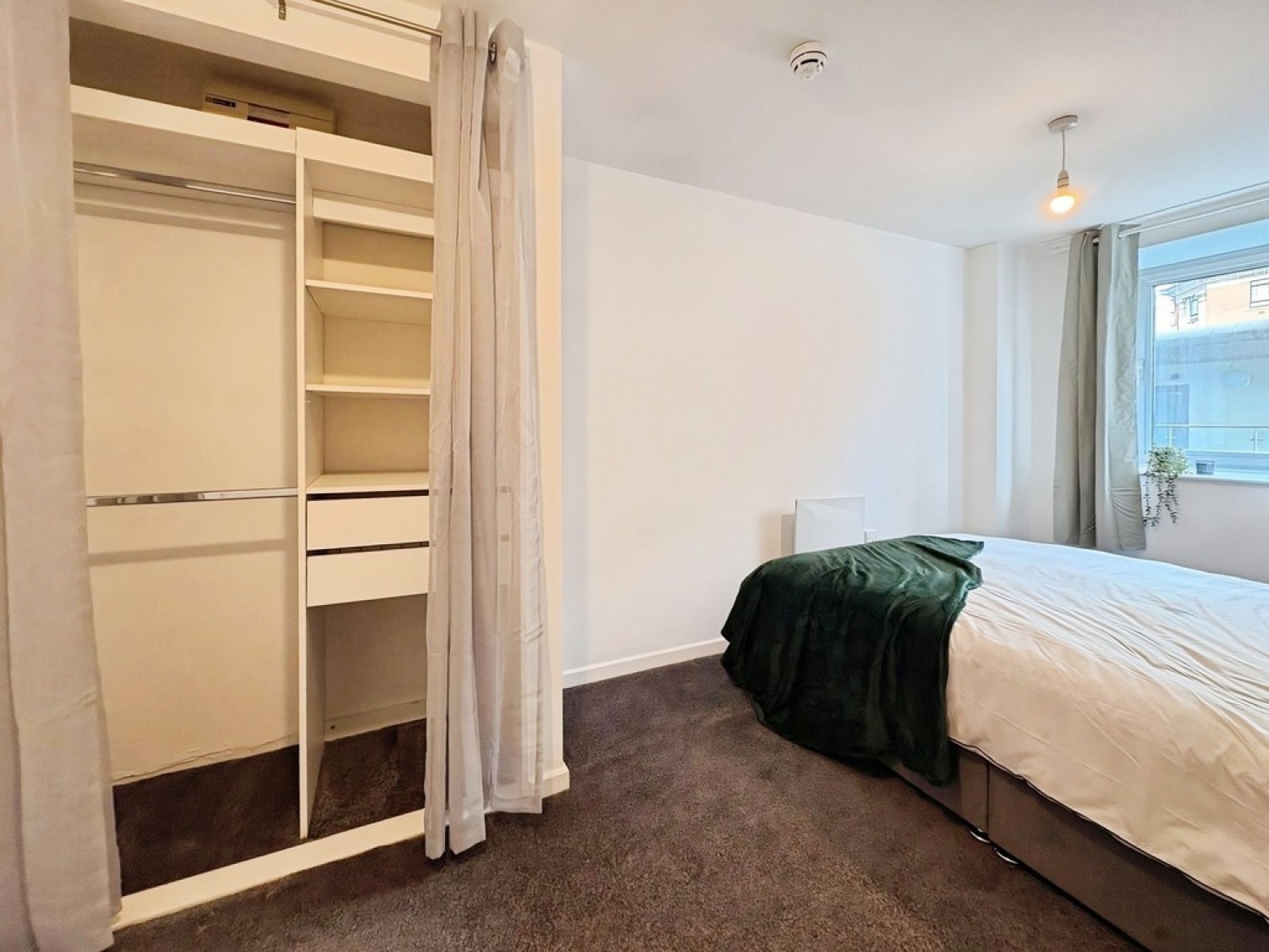 2 bedroom Flat for Letting The Basilica, 2 King Charles Street, Leeds