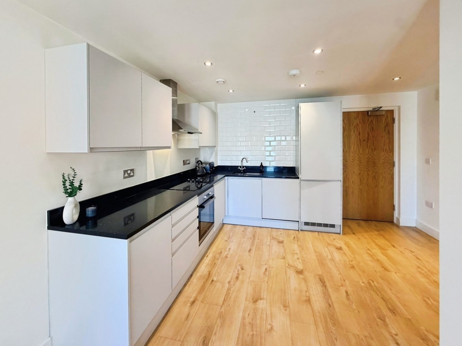 1 bedroom Flat for Sale Leylands House, Mabagte