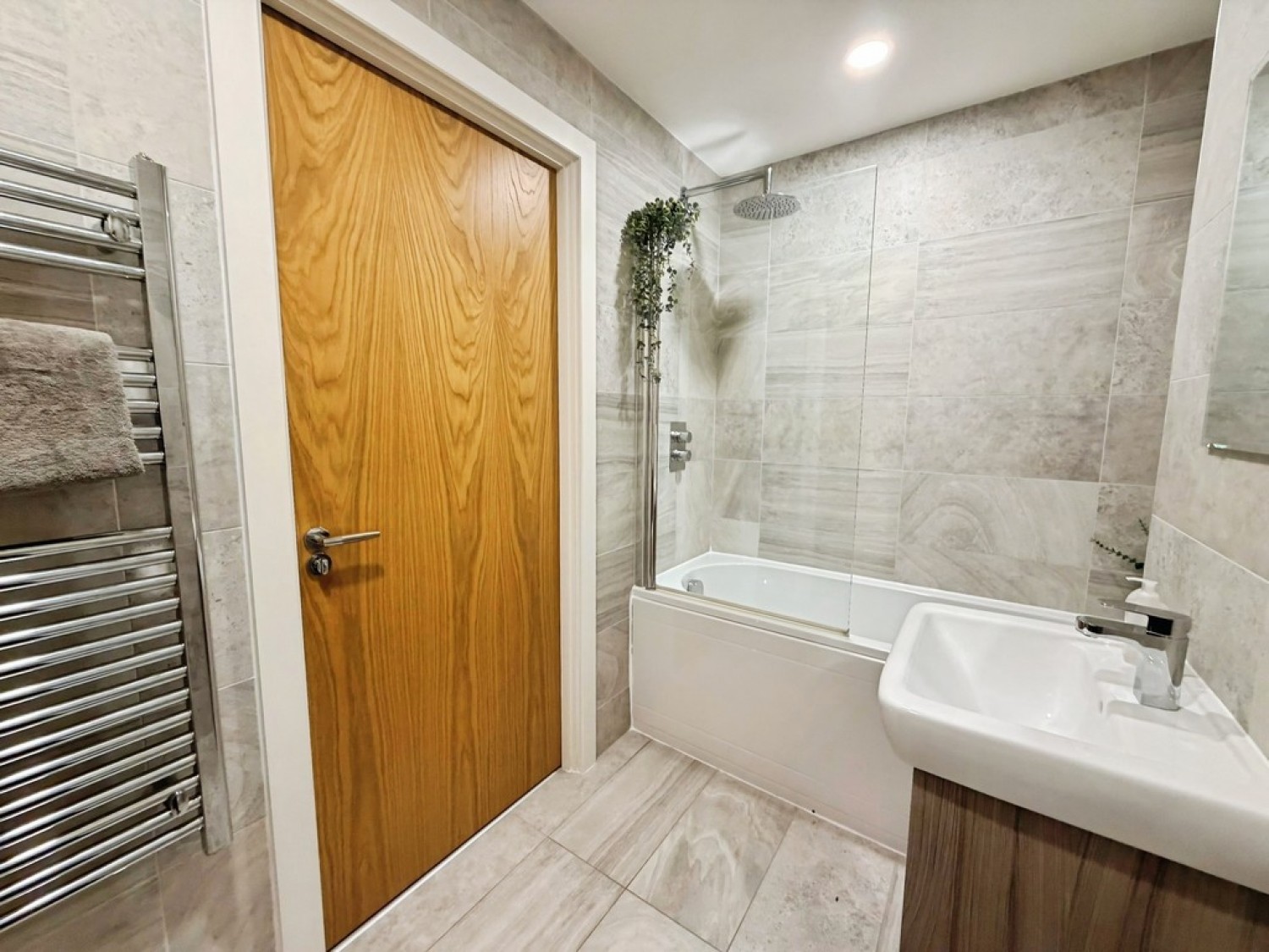 1 bedroom Flat for Sale Leylands House, Mabagte