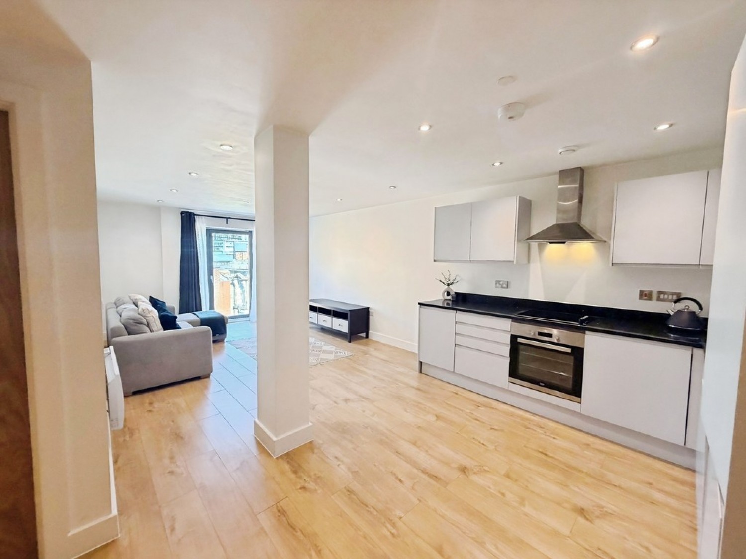 1 bedroom Flat for Sale Leylands House, Mabagte