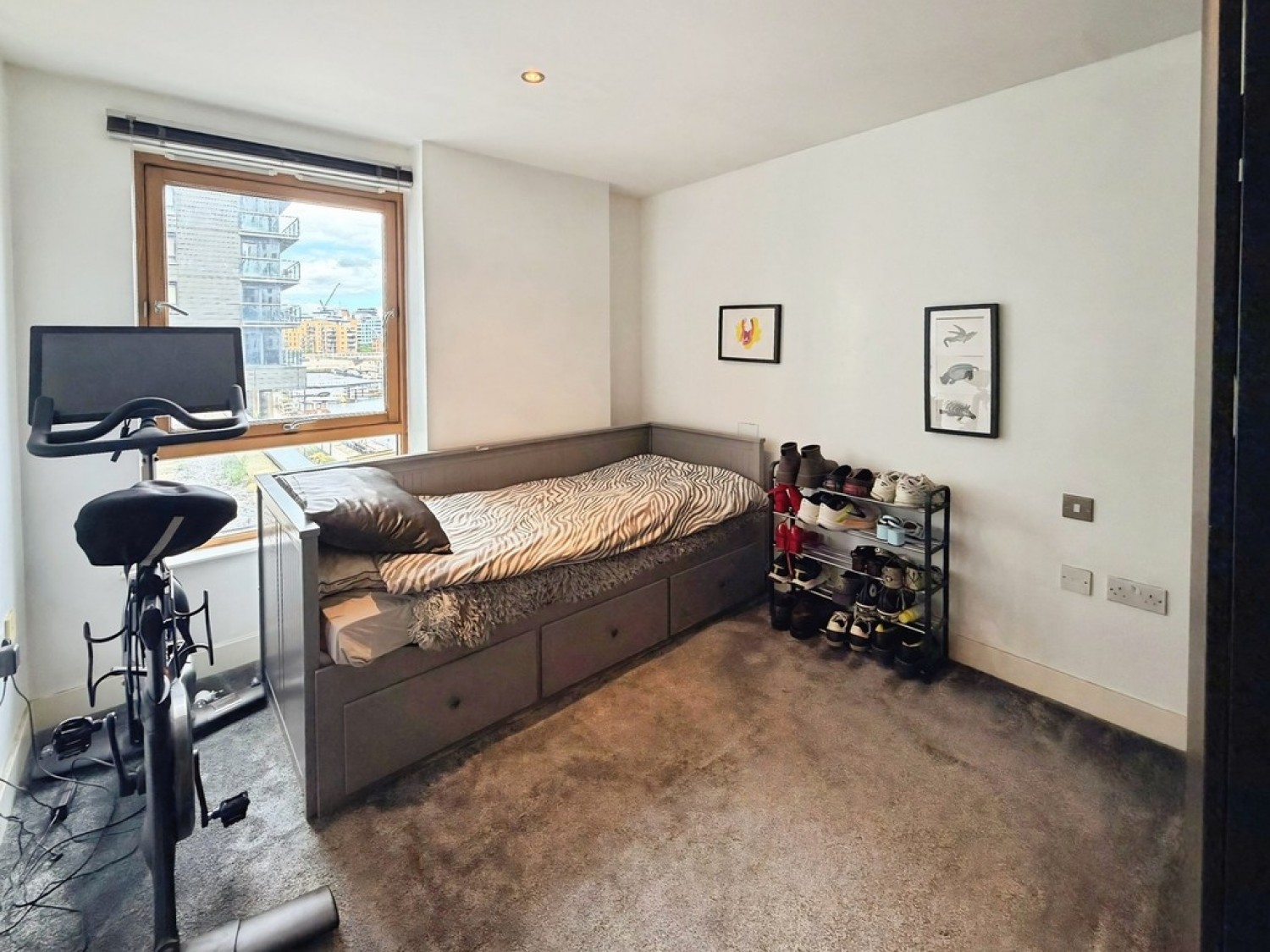 2 bedroom Flat for Sale La Salle, Leeds Dock