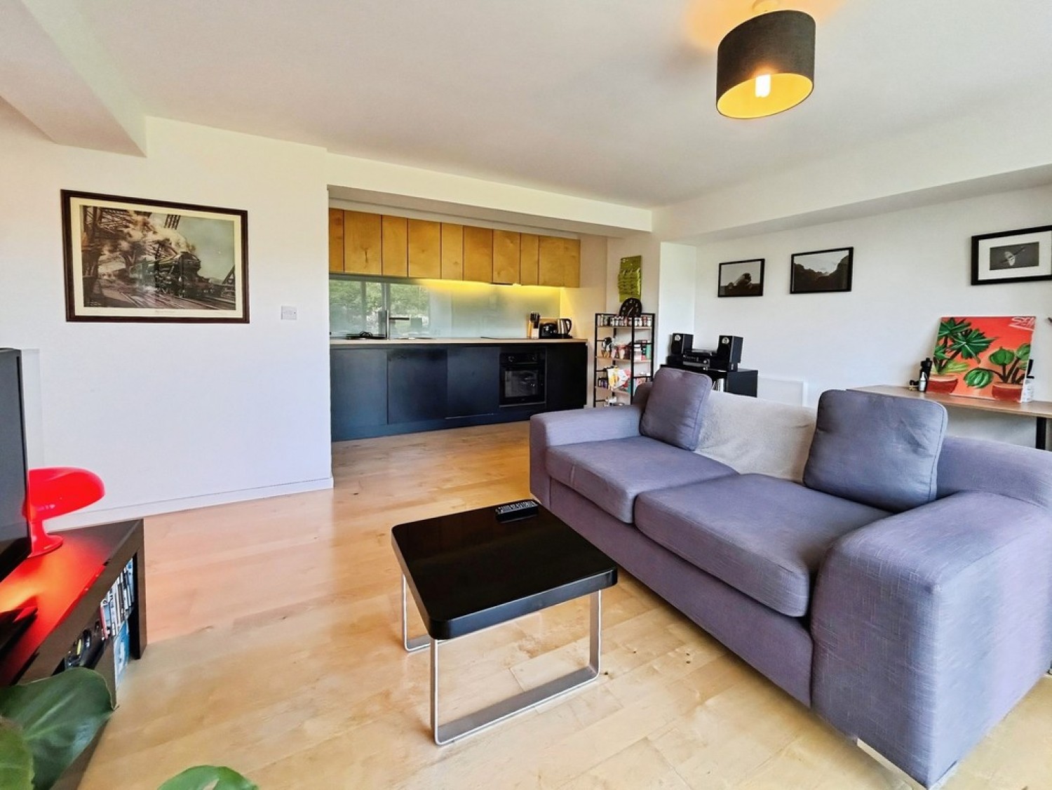 1 bedroom Flat for Sale Saxton, The Avenue
