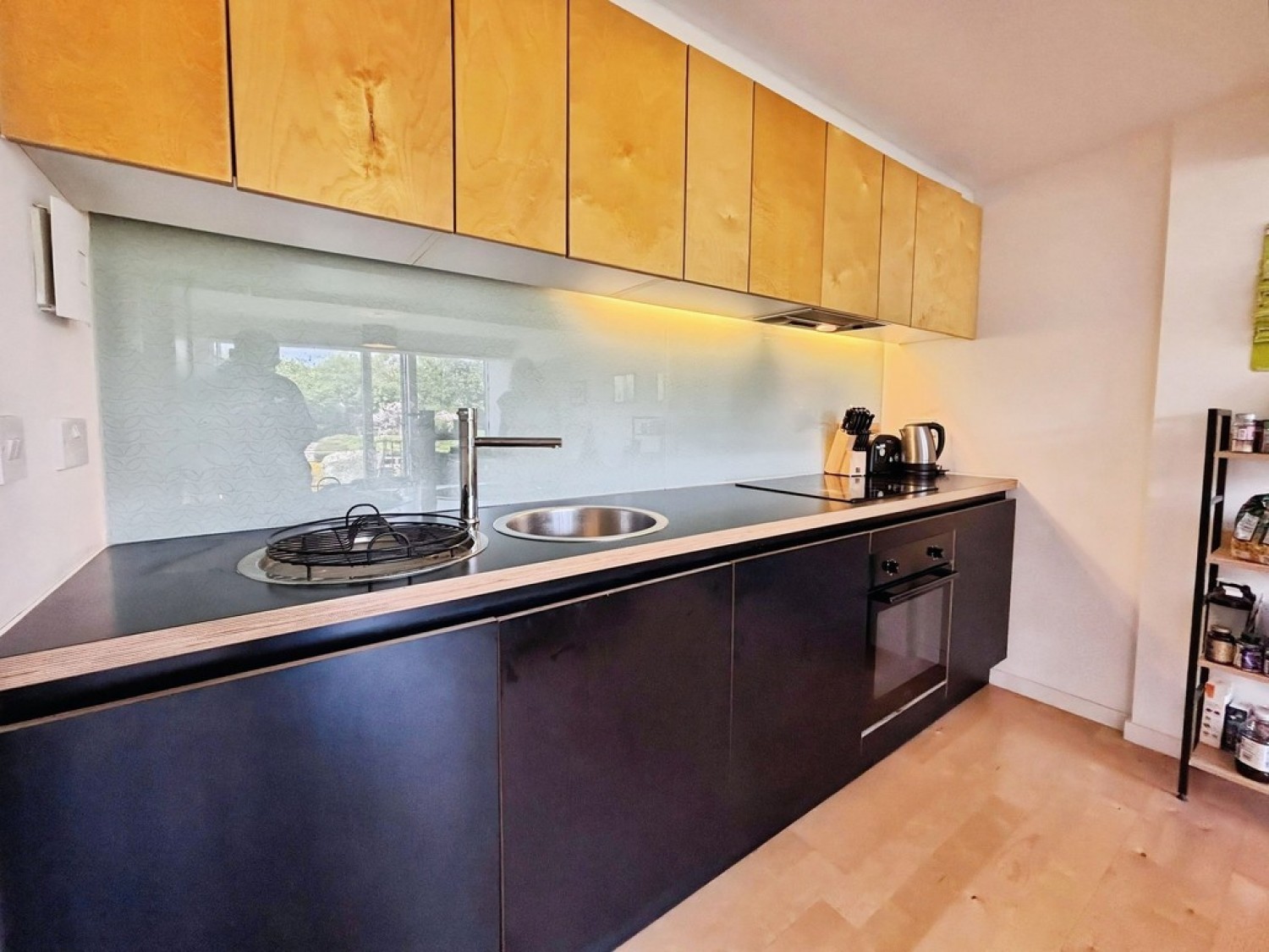 1 bedroom Flat for Sale Saxton, The Avenue