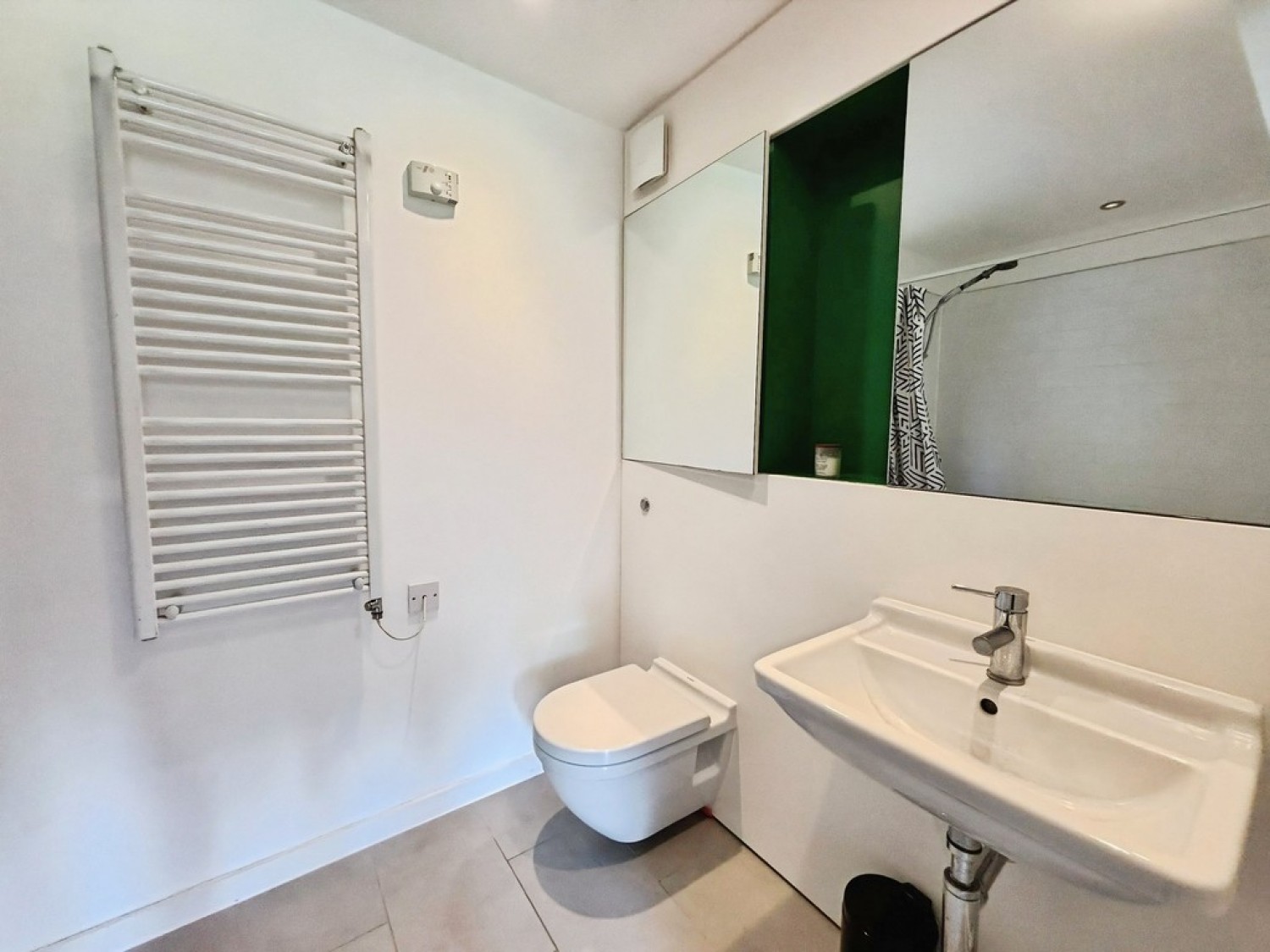 1 bedroom Flat for Sale Saxton, The Avenue