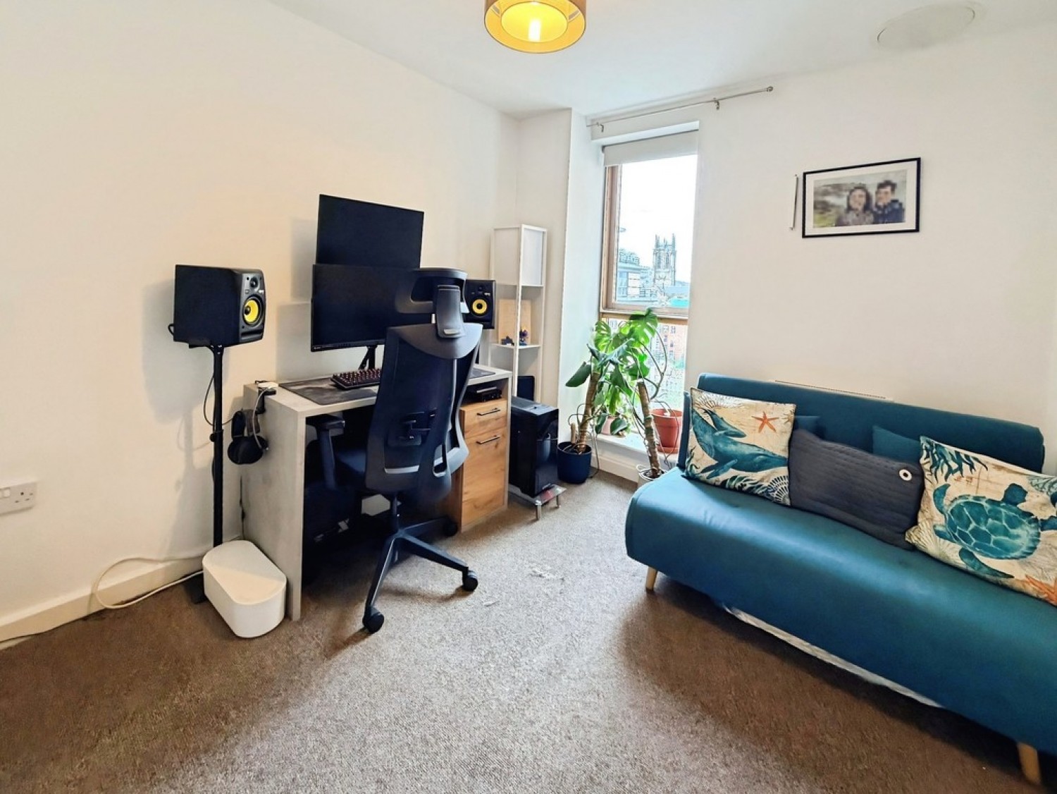 2 bedroom Flat for Sale Balmoral Place, Brewery Wharf