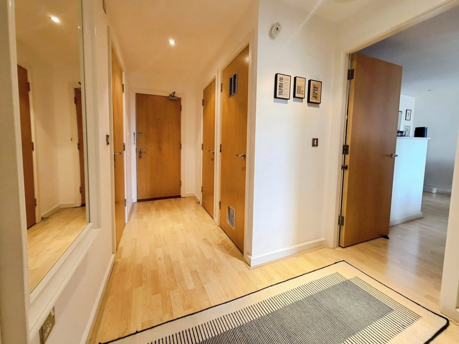 2 bedroom Flat for Sale Balmoral Place, Brewery Wharf