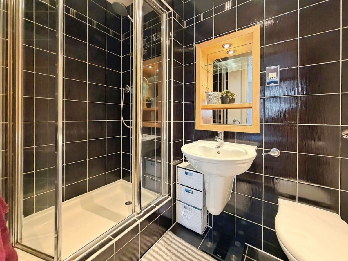 Balmoral Place, Brewery Wharf