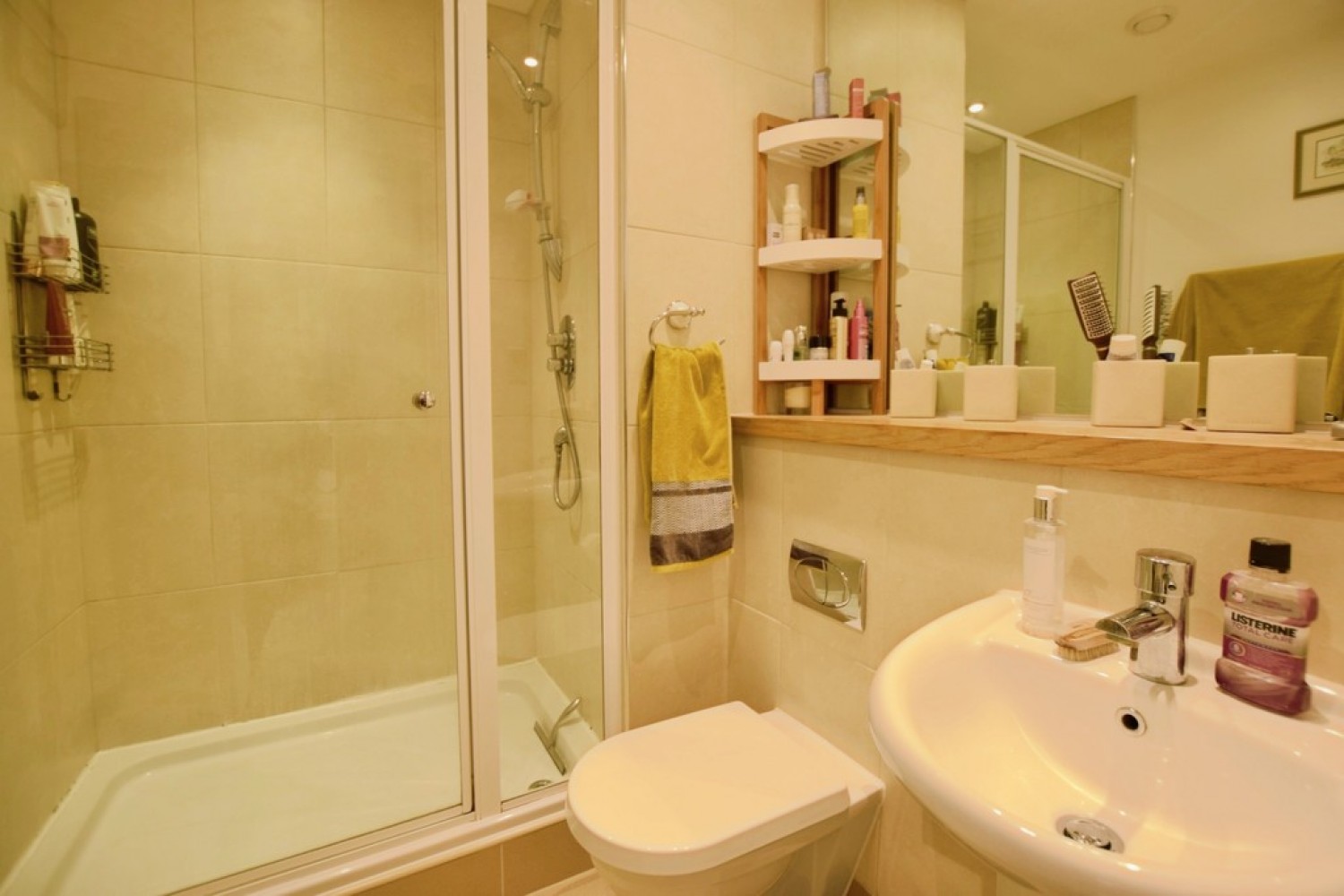 2 bedroom Flat for Sale The Gateway South, Marsh Lane